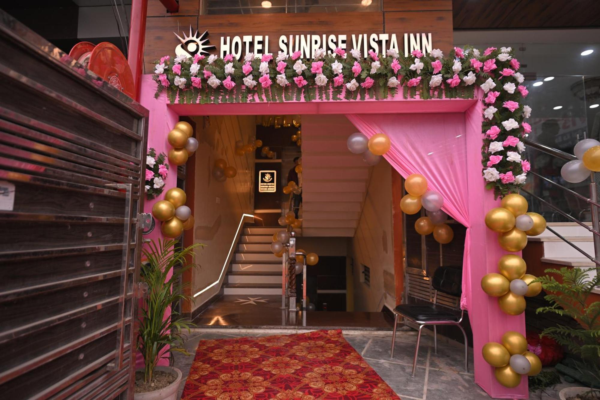 Sunrise Vista Inn Allāhābād Junction Buitenkant foto